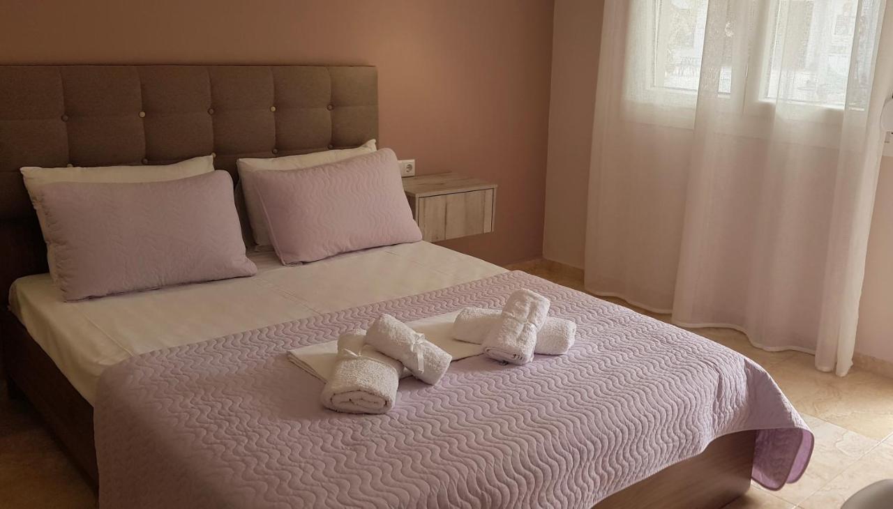 Ioni Rooms Potos Exterior foto